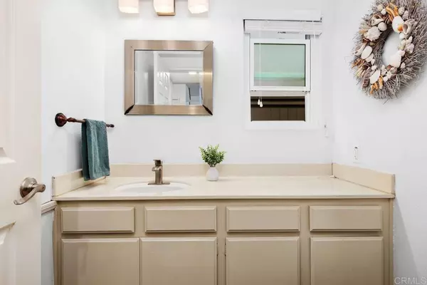 Vista, CA 92081,1829 Shadowood CIR