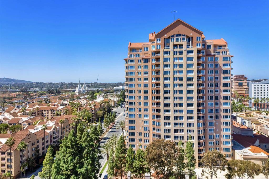 San Diego, CA 92122,3890 Nobel DR #1706