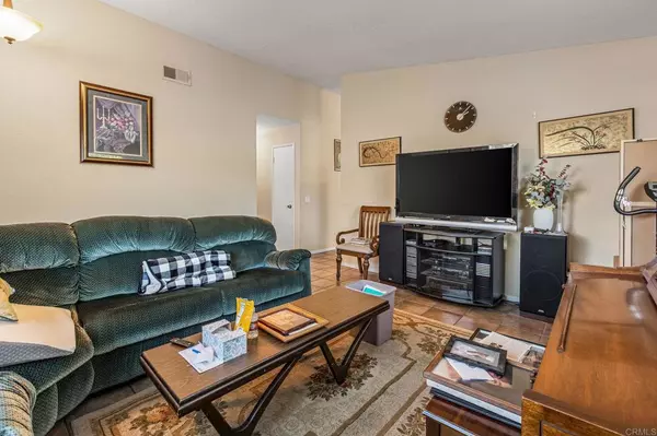 San Diego, CA 92114,758 S 65Th ST