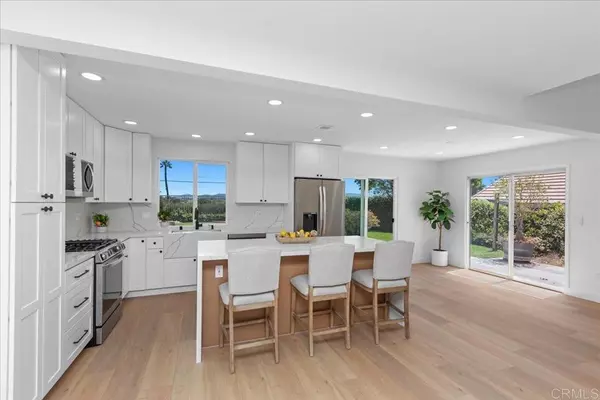 Vista, CA 92081,1916 Rosewood ST