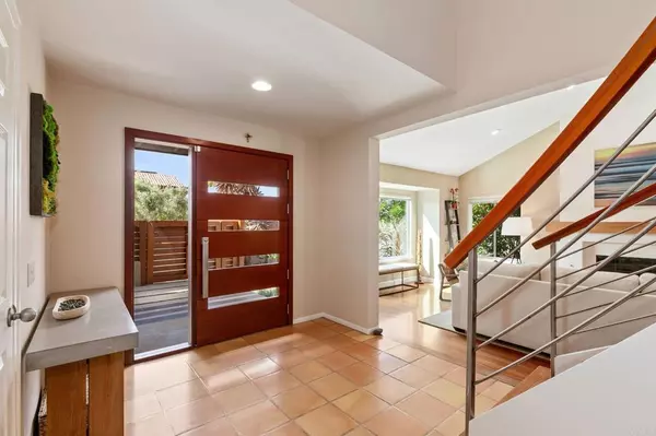 Cardiff By The Sea, CA 92007,2033 Bruceala