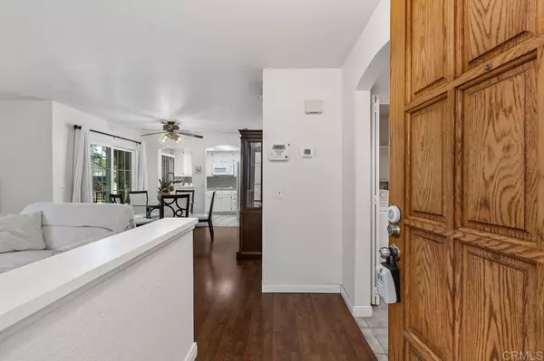 Vista, CA 92081,1050 La Tortuga DR #5