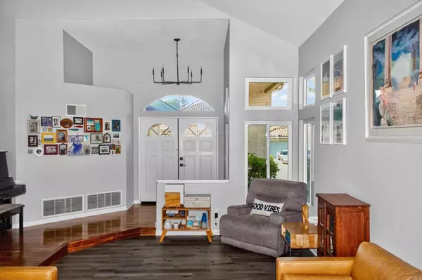 Oceanside, CA 92057,778 Sepia CT