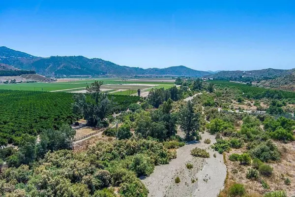 Escondido, CA 92025,2618 Buckwheat Glen