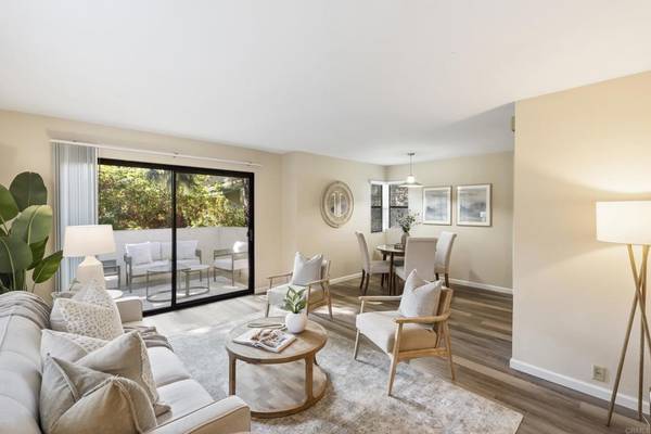 La Jolla, CA 92037,8441 Via Mallorca #76