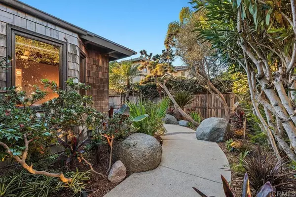 Cardiff By The Sea, CA 92007,2034 36 Mackinnon AVE