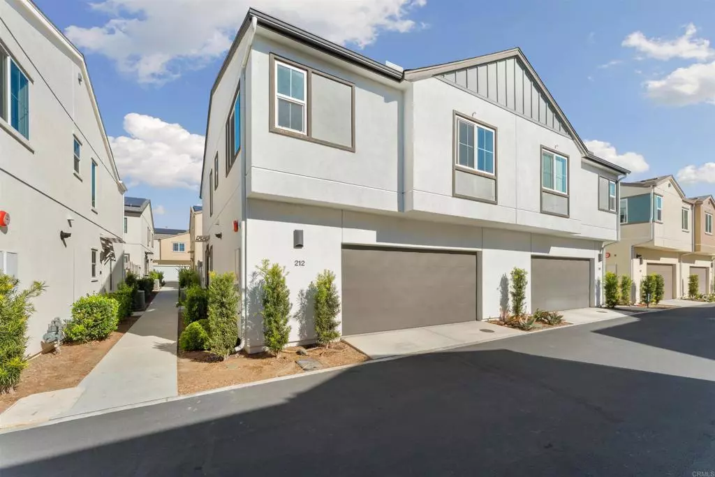 Fallbrook, CA 92028,212 Perennial PL