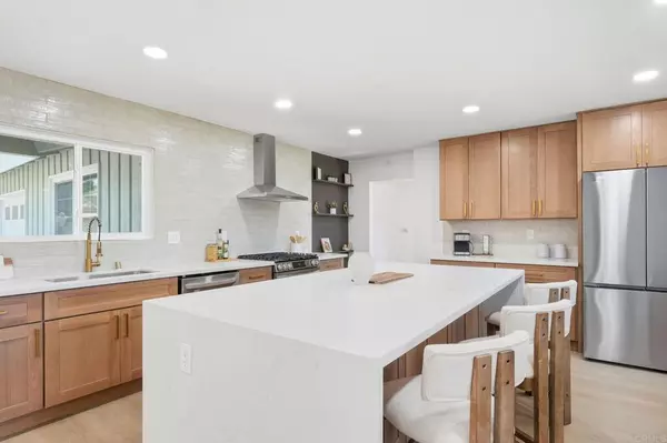 San Diego, CA 92122,5822 Stadium ST