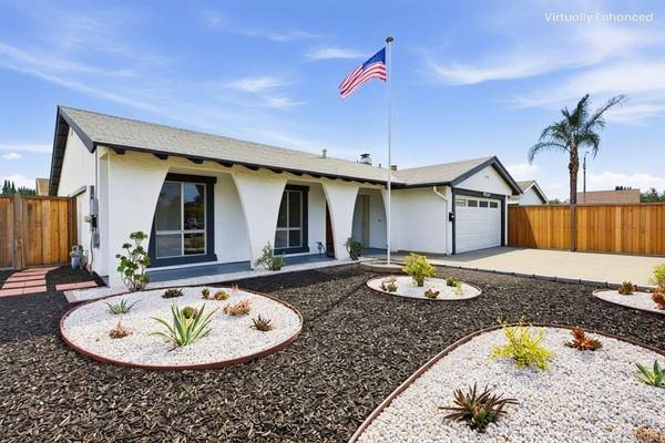 Escondido, CA 92027,1711 Oak Hill Dr