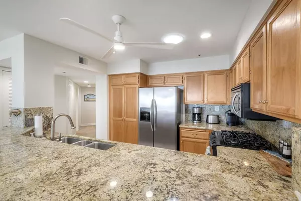 Oceanside, CA 92054,400 N Pacific St #314