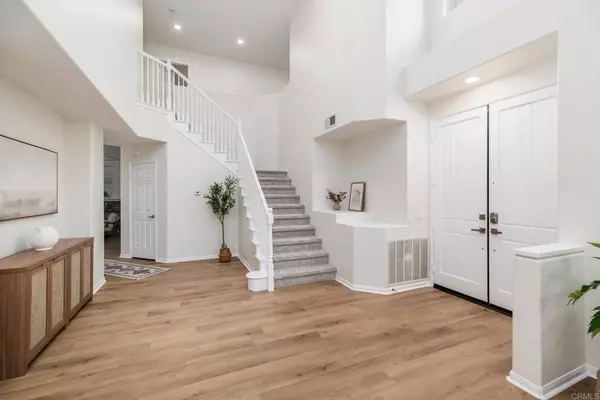 Oceanside, CA 92056,5010 Palmera DR