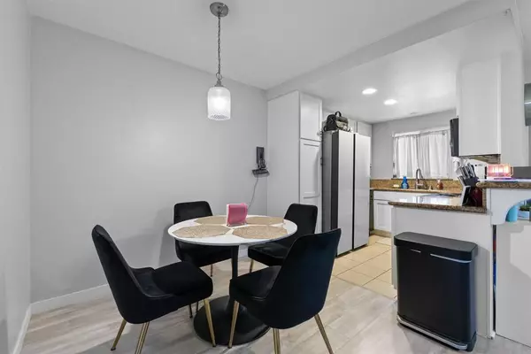 Escondido, CA 92027,495 San Pasqual Valley RD #144