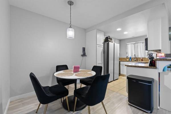 Escondido, CA 92027,495 San Pasqual Valley RD #144