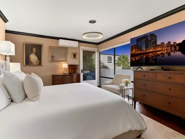 San Diego, CA 92106,2930 LAWRENCE