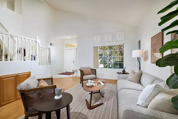 Oceanside, CA 92056,4964 Calle Sobrado