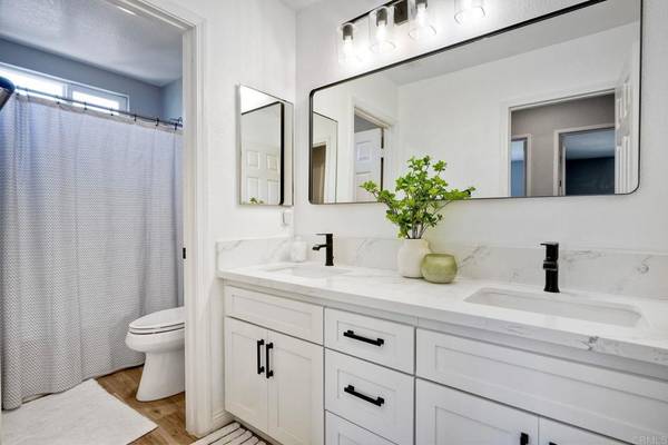 Oceanside, CA 92057,121 Canyon Creek WAY