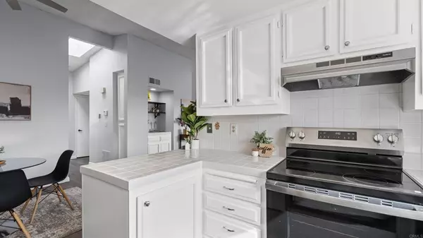 San Diego, CA 92117,5170 Clairemont Mesa BLVD #27