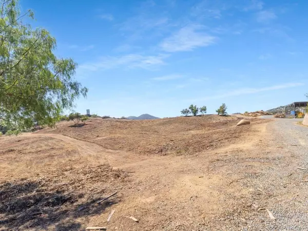 San Marcos, CA 92069,3020 Lynn LN