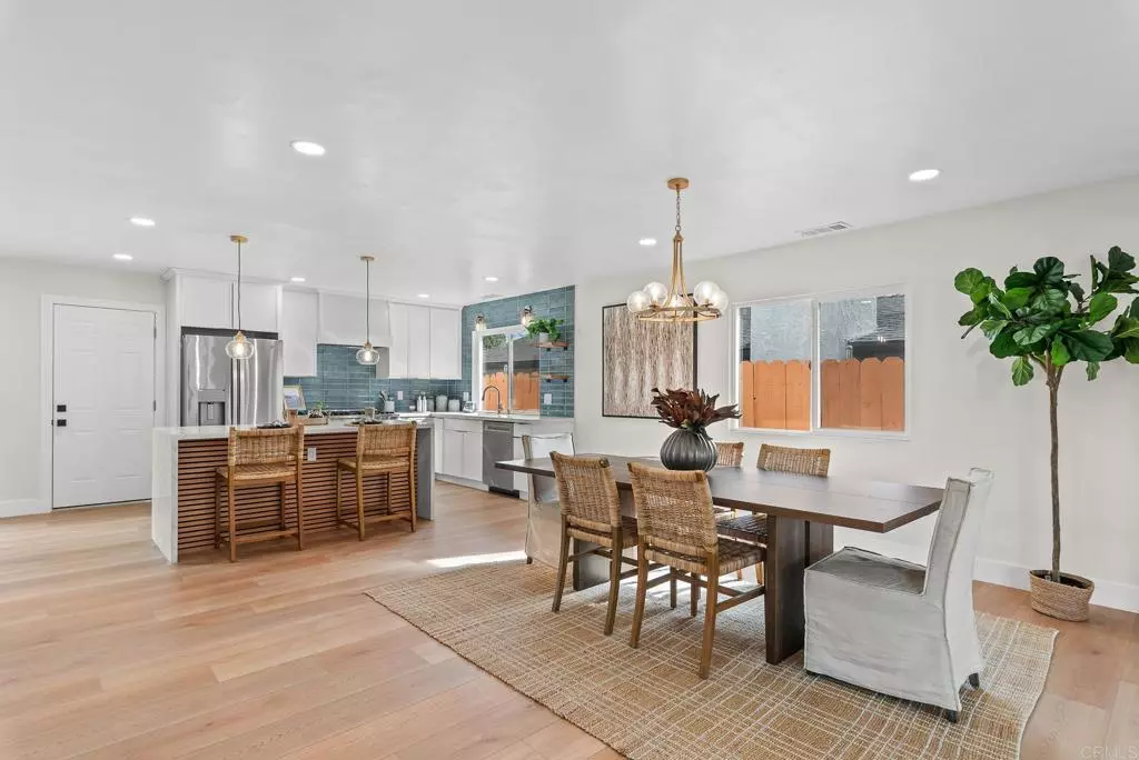 Oceanside, CA 92057,4949 Luna DR