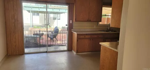 Oceanside, CA 92054,1906 08 S Broadway