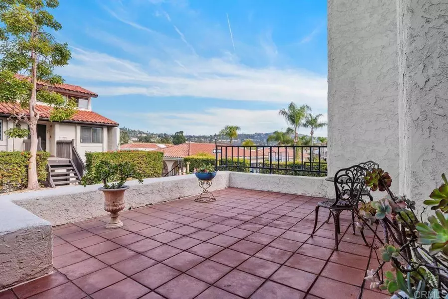 2506 Navarra DR #618, Carlsbad, CA 92009