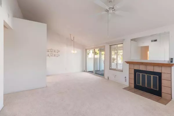 Encinitas, CA 92024,1926 Springdale LN