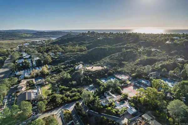 Encinitas, CA 92024,1386 Tennis Club DR