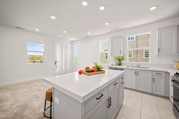 1229 Sunrise #104, San Marcos, CA 92078