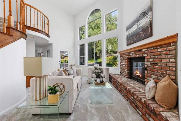 Fallbrook, CA 92028,1474 Via Encinos Drive