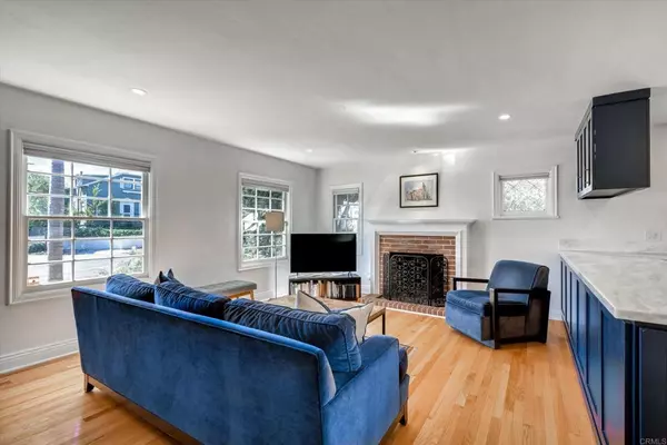 San Diego, CA 92103,1818 Sunset Blvd