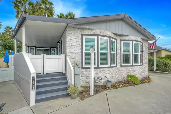 Carlsbad, CA 92011,6494 Friendly PL