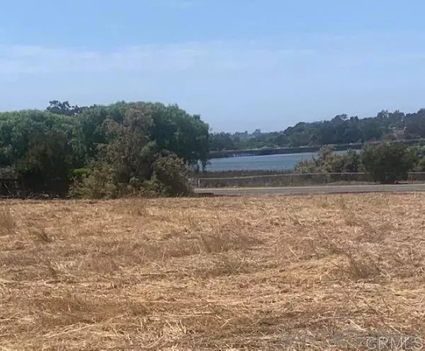 Lago Lindo, Rancho Santa Fe, CA 92067