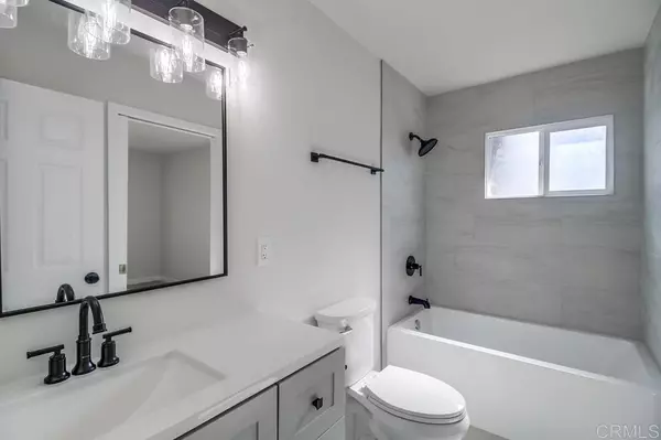 San Diego, CA 92113,3845 Ocean View BLVD