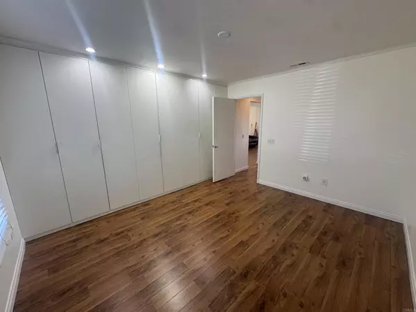 Oceanside, CA 92056,4759 Live Oak CT