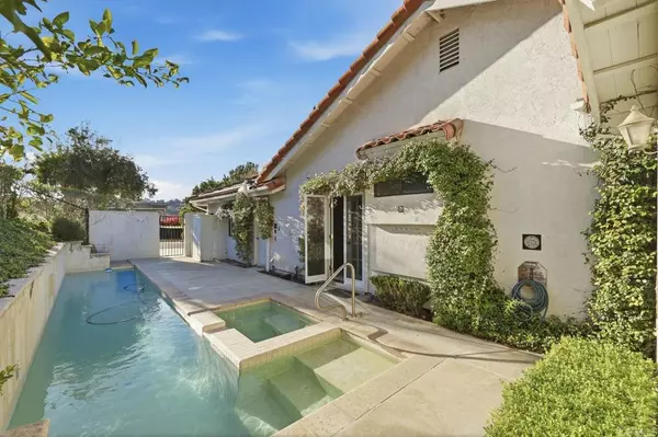 Fallbrook, CA 92028,2920 Lakemont DR