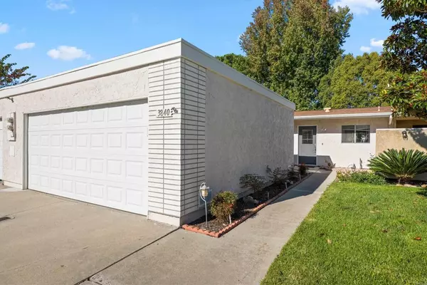 Oceanside, CA 92057,3840 Cinnamon Way