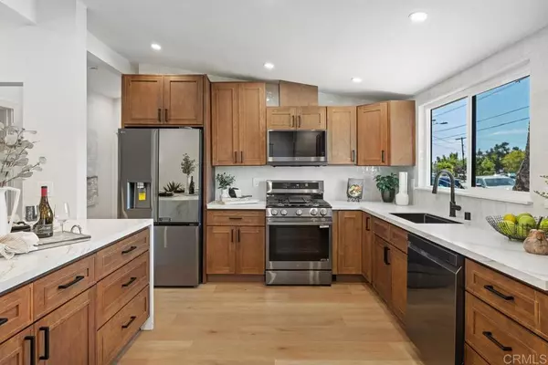 San Diego, CA 92117,4813 Boise AVE