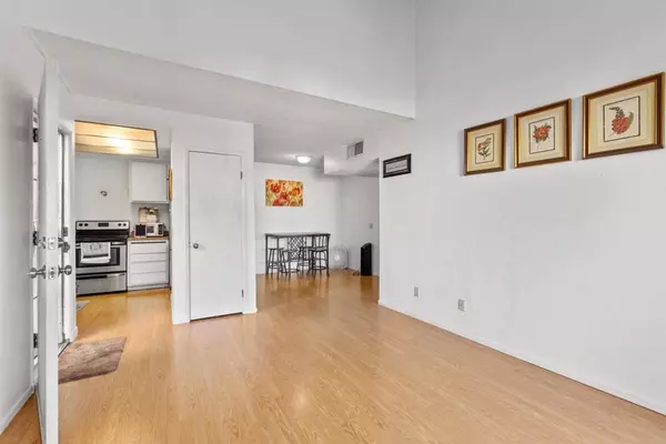 Escondido, CA 92027,475 N Midway DR #230