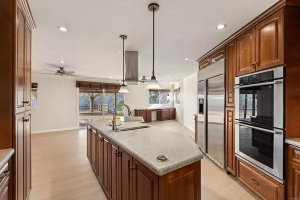 Escondido, CA 92026,26332 Sky DR