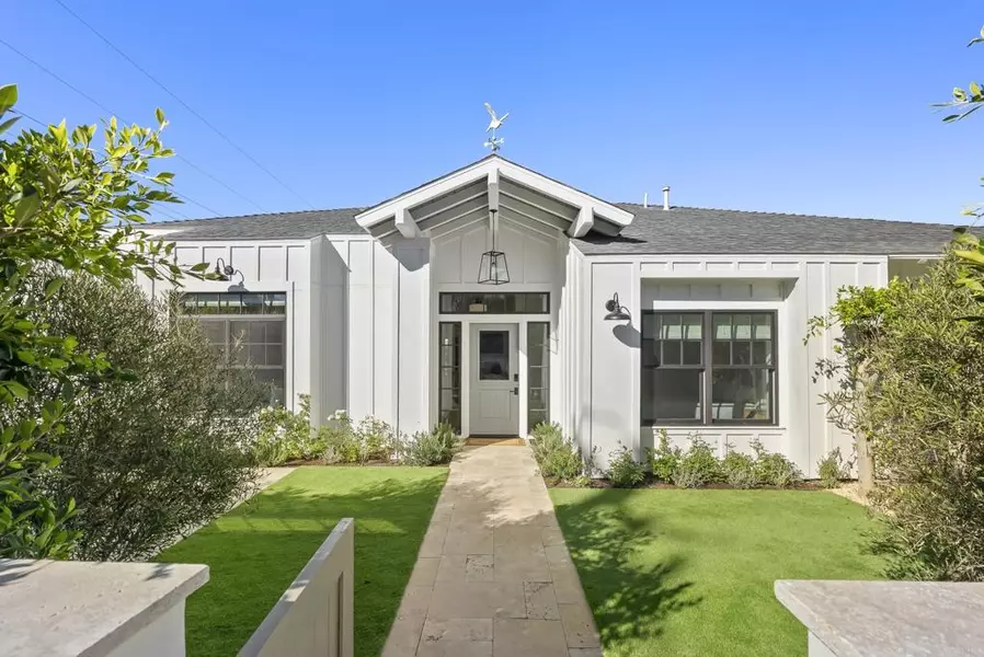 210 Estrella St, Solana Beach, CA 92075