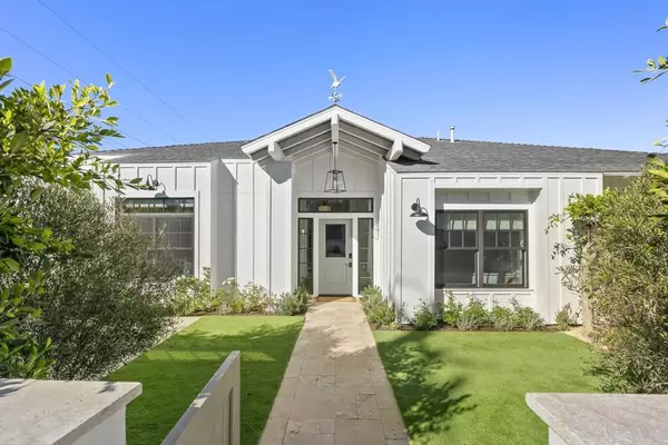 210 Estrella St, Solana Beach, CA 92075