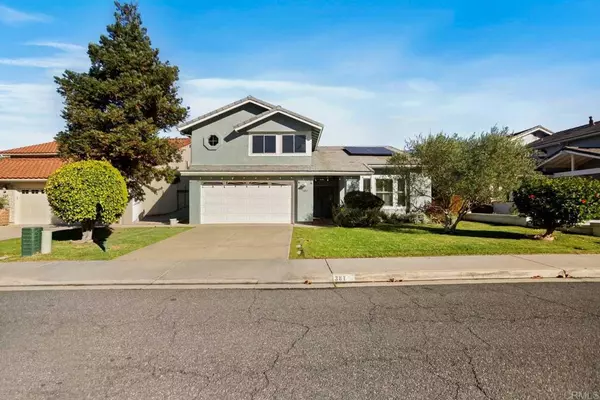 381 Via Almansa, Encinitas, CA 92024