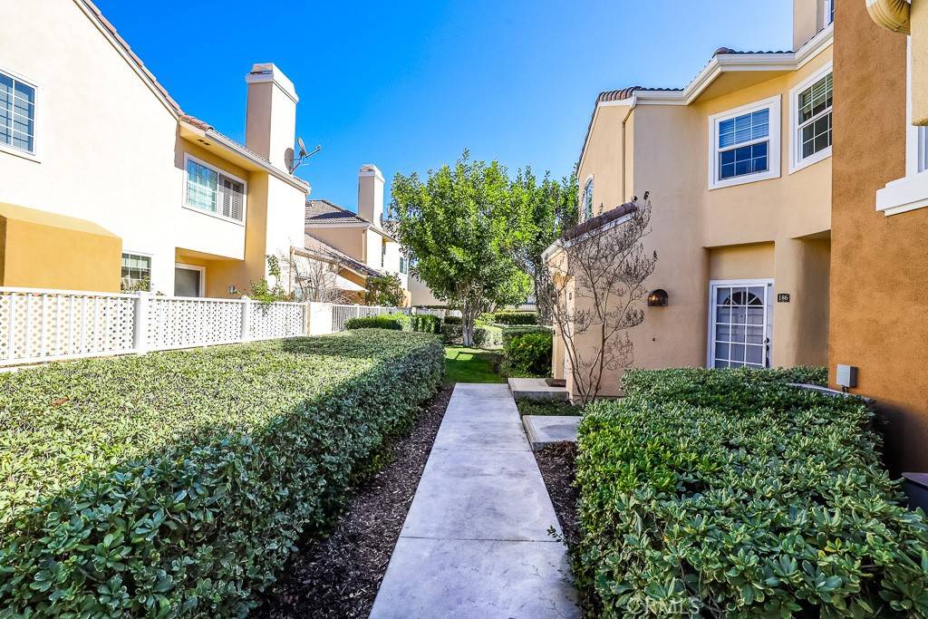 Aliso Viejo, CA 92656,186 Sandcastle