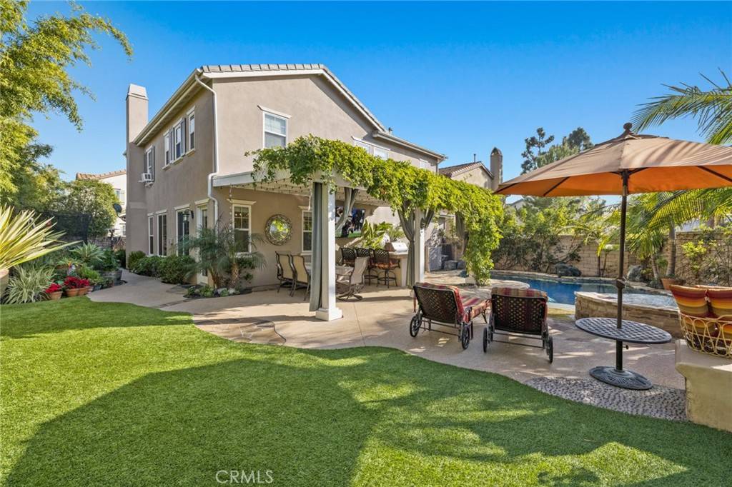 2547 Cornerstone LN, Costa Mesa, CA 92626