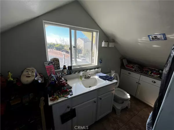 Costa Mesa, CA 92627,415 Hamilton ST