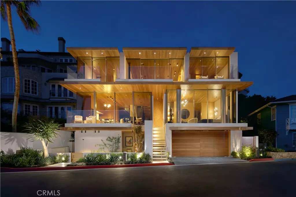 Laguna Beach, CA 92651,66 Emerald Bay