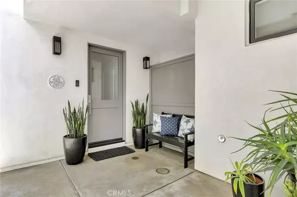 Corona Del Mar, CA 92625,712 1/2 Marguerite