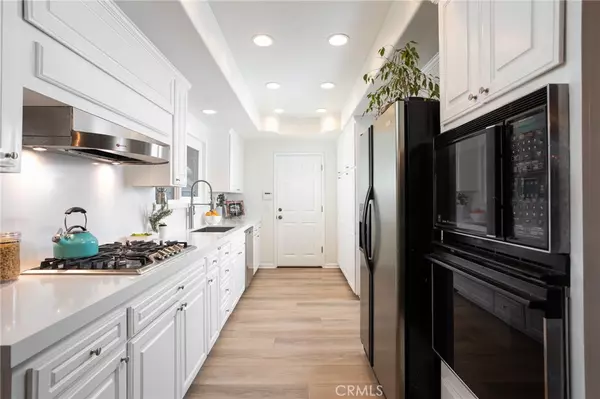 North Tustin, CA 92705,10471 Shadyridge DR