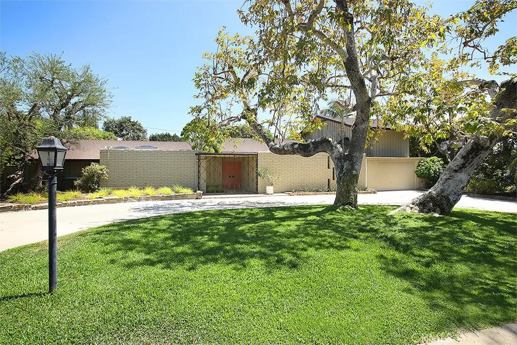 North Tustin, CA 92705,12552 Lemona LN