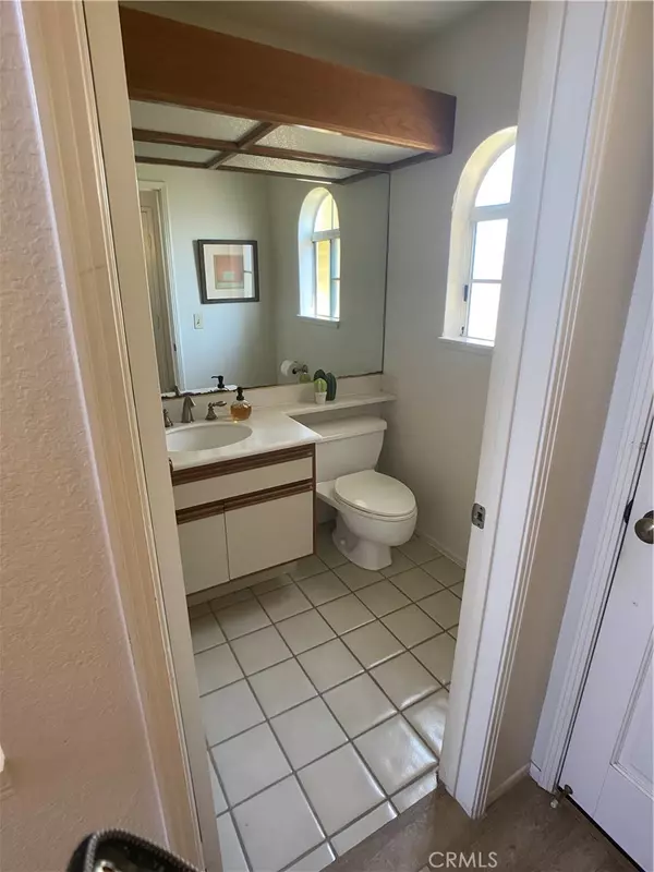 Costa Mesa, CA 92627,2063 Tustin AVE #A